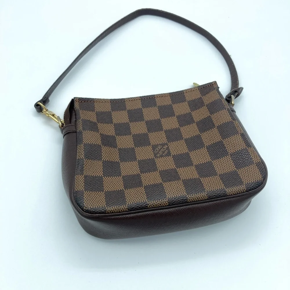 LOUIS VUITTON DAMIER EBENE MAKE UP POUCHETTE BAG